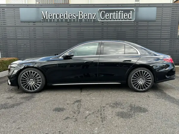 2025 Mercedes E Class — photo 2