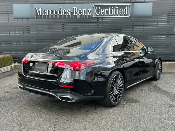 2025 Mercedes E Class — photo 3