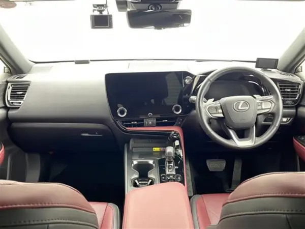 2023 Lexus Nx — photo 2