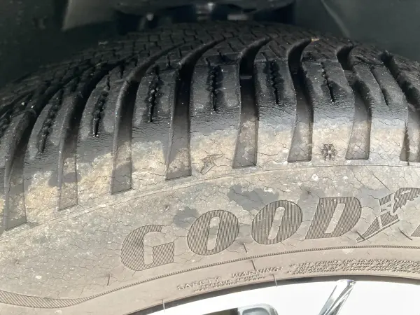 Peugeot 5008 GT One-Owner Non-Smoker Car Genuine Navi Back Camera Sunroof Front Side Back Camera Power Seat Smart Key Power Rear Gate (White) — photo 7