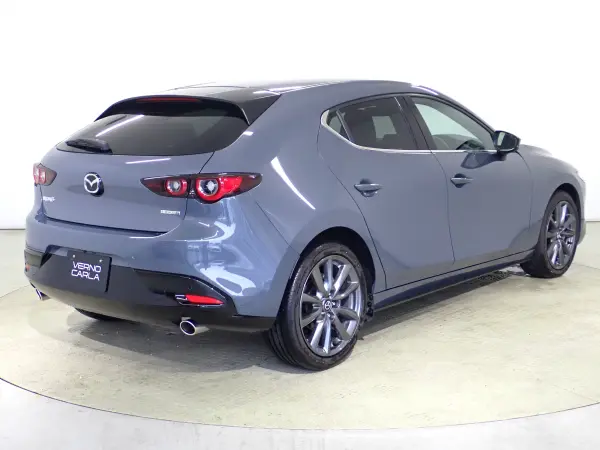 2024 Mazda 3 Fastback — photo 2