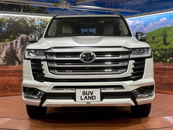 Toyota Land Cruiser 300 3.5 ZX 4WD — photo 9