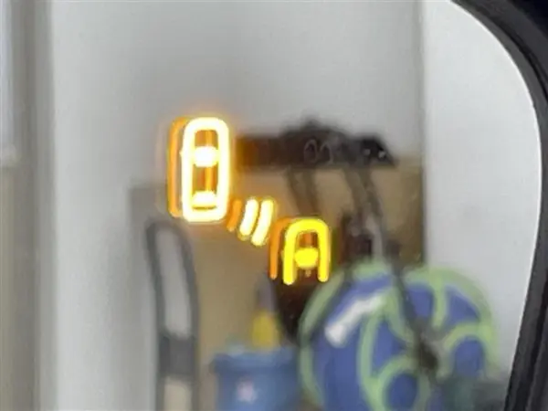 Mitsubishi Eclipse Cross PHEV 2.4 P 4WD with Surround Camera, Collision Mitigation, ACC, BSM, Head-Up Display, Genuine Display, Full-Seg, 1500W AC, Half Leather, Seat Heaters, Power Seats, Heated Steering Wheel, Paddle Shifters, Dashcam, ETC, Genuine Alloy Wheels (White Diamond: W85) — photo 7