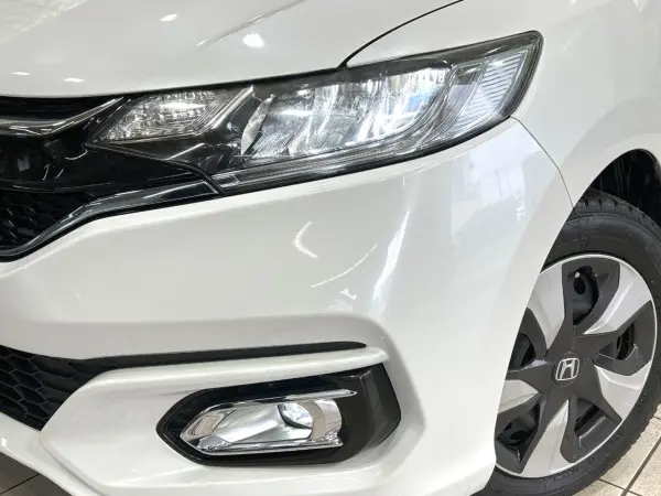 Honda Fit 1.5 Hybrid L Honda Sensing — photo 8