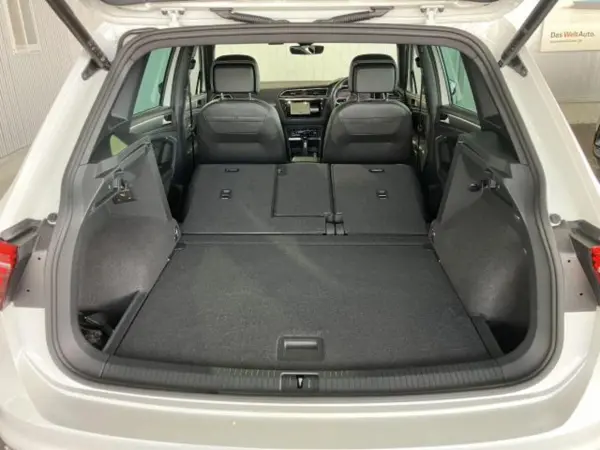 Volkswagen Tiguan TSI R-Line (White) — photo 8
