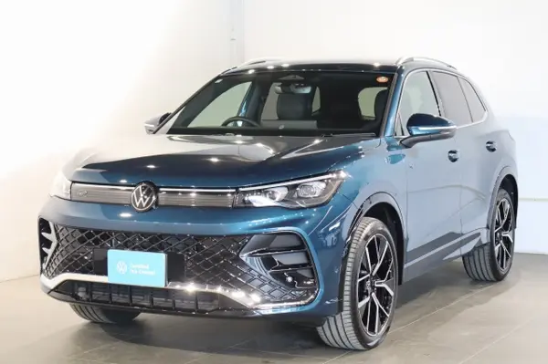 2025 Volkswagen Tiguan — photo 2
