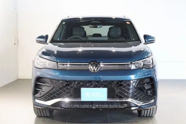 2025 Volkswagen Tiguan — photo 3