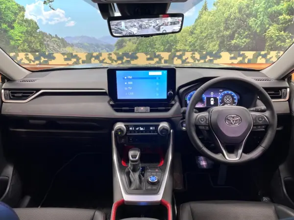 2025 Toyota  Rav4 — photo 2