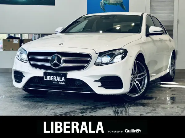 Mercedes-Benz E-Class E220d Avantgarde AMG Line Diesel Turbo Leather EXC Radar Safety ACC HUD Burmester Genuine Navi TV 360° Apple CarPlay Genuine 19-inch AW LED Ambient Lighting Power Rear Gate Black Leather Memory Power Seat Seat Heater Perfume Atomizer (Diamond White)