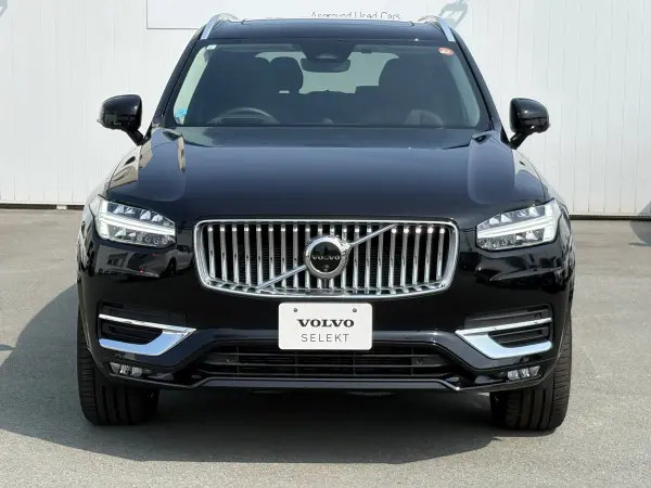 Volvo XC90 Ultimate B5 AWD 4WD Certified Used Car / Charcoal Nappa Leather / Panoramic Sunroof / B&W Premium Sound System / Google Navigation / Bluetooth / CarPlay / Front & Rear Seat Heaters / Steering Heater / Ventilation (Onyx Black Metallic) — photo 8