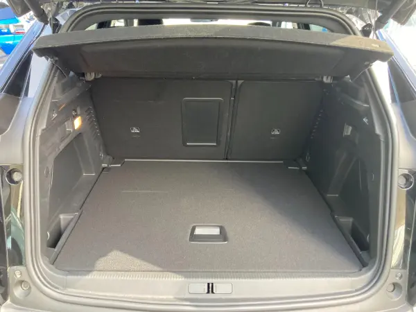 Peugeot 3008 GT BlueHDi Diesel Turbo ETC Dashcam ACC LED Headlights Power Seats One Owner Genuine 18-inch AW (Perla Nera Black) — photo 7