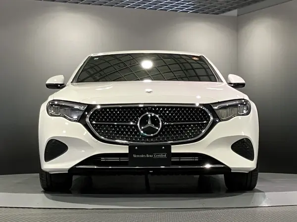 2025 Mercedes E Class — photo 2