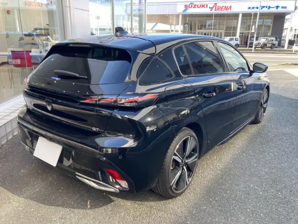 2022 Peugeot 308 — photo 3