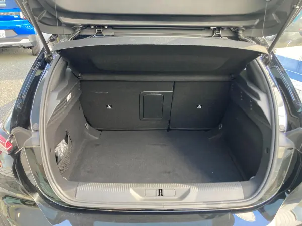 Peugeot 308GT BlueHDi Diesel Turbo ETC Dashcam LED Headlights ACC Apple CarPlay & Android Auto One Owner (Perla Nera Black) — photo 7