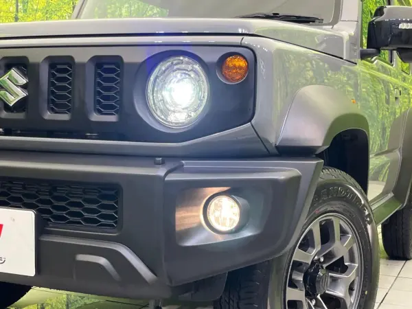 Suzuki Jimny Sierra 1.5 JC 4WD with Back Camera, Suzuki Safety Support, Non-Smoking, Seat Heater, Corner Sensor, Smart Key, LED Headlights, 9-inch Display Audio, Cruise Control, Genuine 15-inch Alloy Wheels, Lane Departure Warning (Medium Gray) — photo 8