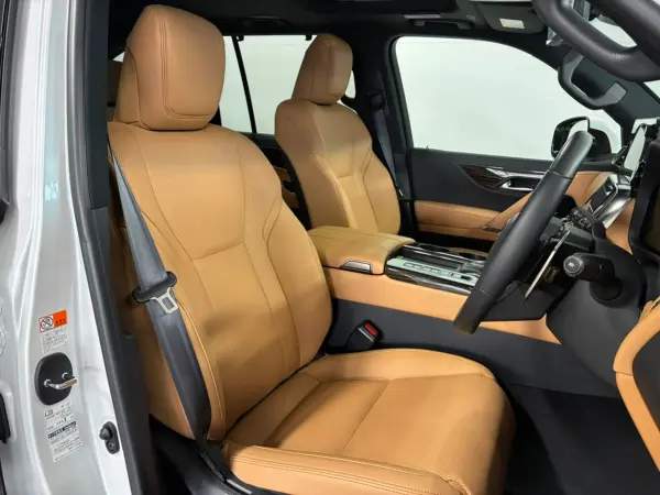 Lexus LX600 4WD Modellista Full Aero/Modellista 22-inch Forged AW/Mark Levinson/Sunroof/Cold Spec/Digital Inner Mirror/Cool Box/Seat Ventilation/Seat Heater/Steering Heater/Gen Nav/Apple CarPlay (Sonic Quartz) — photo 8