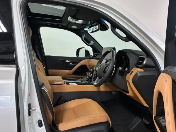 Lexus LX600 4WD Modellista Full Aero/Modellista 22-inch Forged AW/Mark Levinson/Sunroof/Cold Spec/Digital Inner Mirror/Cool Box/Seat Ventilation/Seat Heater/Steering Heater/Gen Nav/Apple CarPlay (Sonic Quartz) — photo 9