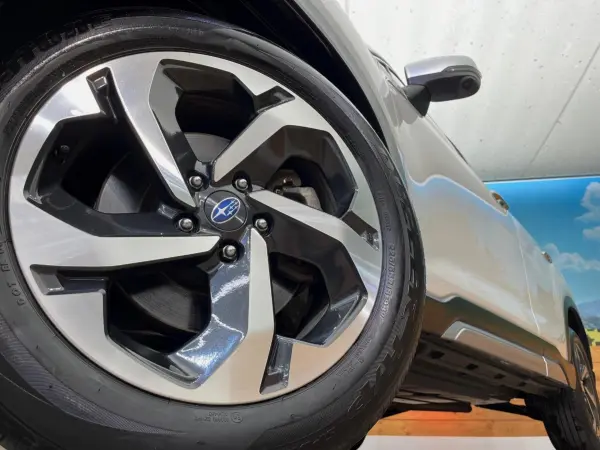 Subaru Forester 2.0 Advance 4WD Non-Smoking Car EyeSight Safety Plus Navigation Backup Camera ETC Radar Cruise Control Power Back Door Seat Heater Steering Heater Power Seat with Memory Function Paddle Shift (Crystal White Pearl) — photo 9