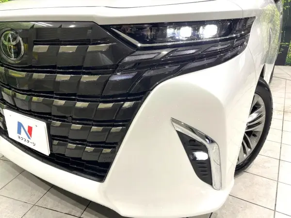 Toyota Alphard 2.5 Z 4WD — photo 8