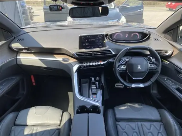 2024 Peugeot 3008 — photo 3