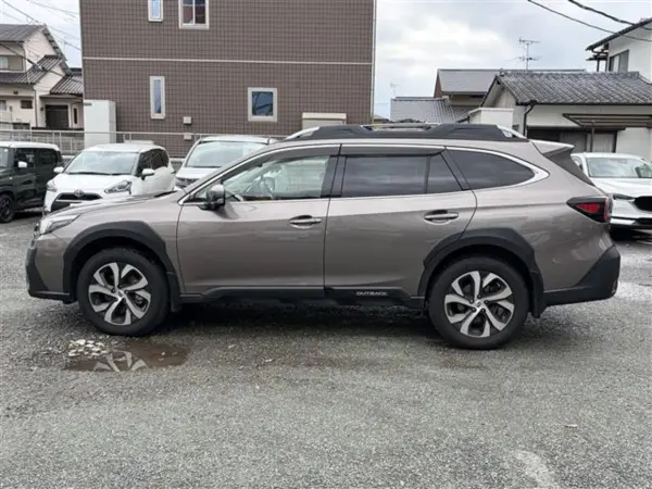 Subaru Legacy Outback 1.8 Limited EX 4WD Sunroof Leather Seats Harman/Kardon (Brown) — photo 9
