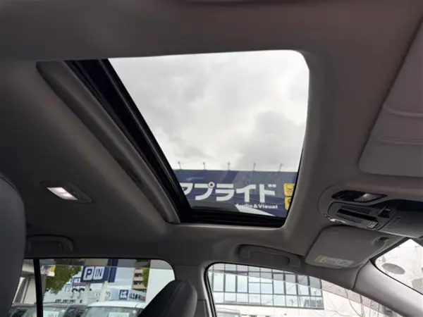 2022 Subaru Legacy Outback — photo 2