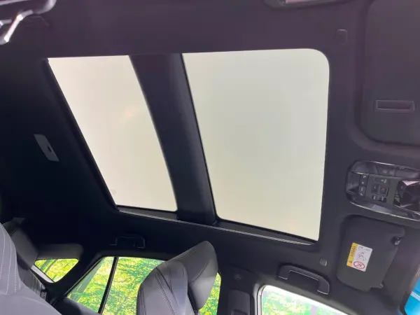 2025 Toyota Harrier — photo 3