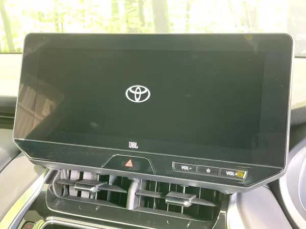 Toyota Harrier 2.5 Hybrid Z Leather Package Non-Smoking Vehicle with Tinted Glass (Precious Black Pearl) — photo 7