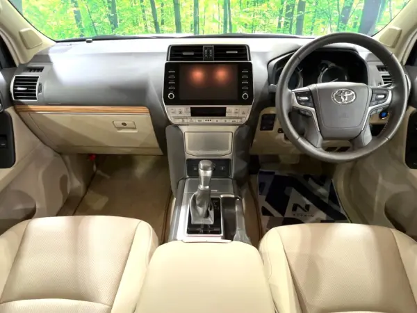 2023 Toyota Landcruiser Prado — photo 2