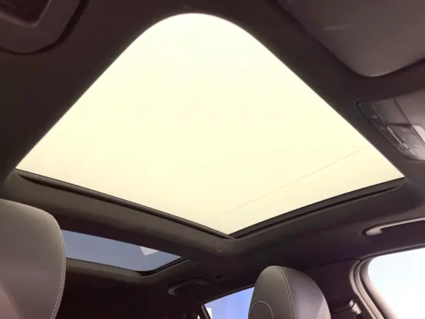 2019 Mercedes-benz Glc — photo 3