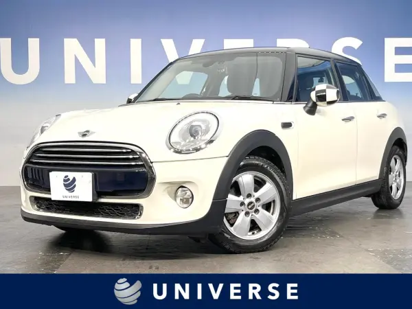 Mini Cooper 5 Door Pepper Package Navigation Package LED Headlamp LED Front Fog Lamp Backup Camera ETC Comfort Access Light Package Genuine 15-inch AW Non-Smoking (Pepper White)