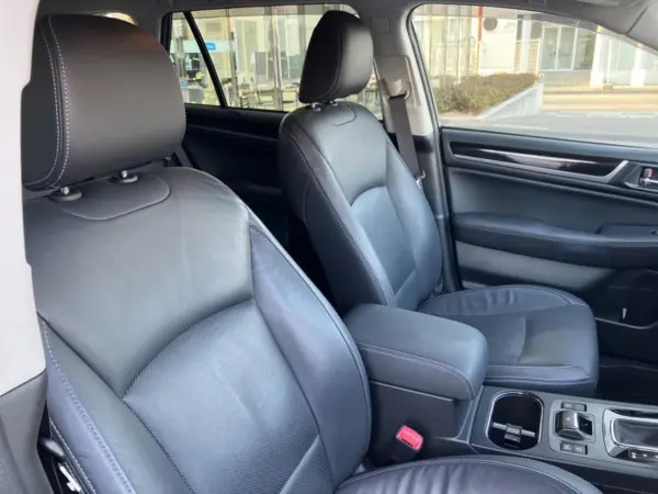 Subaru Legacy Outback 2.5 Limited 4WD — photo 7