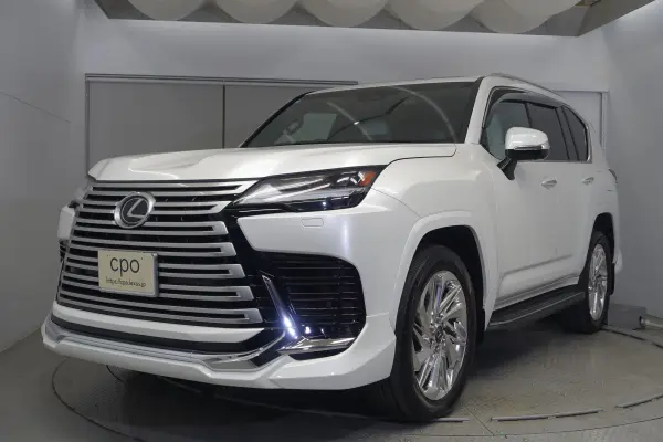 Lexus LX600 4WD Mark Levinson Rear Seat Entertainment System (Sonic Quartz) — thumbnail 1