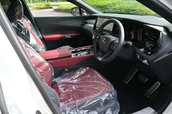 Lexus RX 500h F Sport Performance 4WD — photo 8
