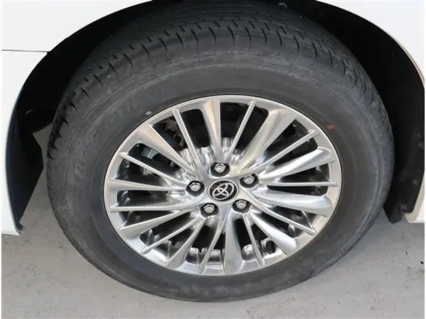Toyota Alphard Hybrid 2.5 G F Package E-Four 4WD SR BSM D Mirror Rear Seat M Leather (Pearl) — photo 9