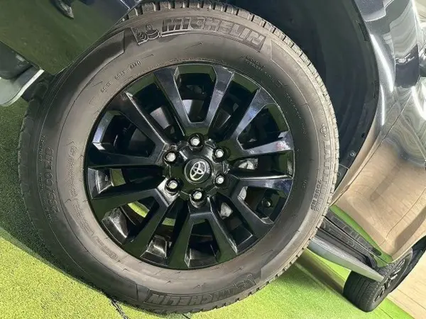 Toyota Land Cruiser Prado 2.8 TX L Package Black Edition Diesel Turbo 4WD One Owner/Sunroof/Multi-Terrain Monitor/Roof Rails/All-Around View Monitor/Radar Cruise Control/Collision Mitigation/Lane Assist/Seat Heaters/Seat Coolers/Steering Wheel Switches/Headlight Washers (Attitude Black Mica) — photo 9