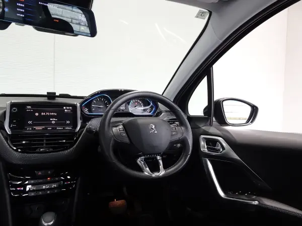 2018 Peugeot 2008 — photo 9 | Tuminion Kenya