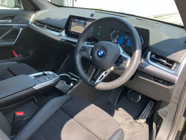BMW X1 sDrive18i M Sport DCT Black Sapphire — photo 9