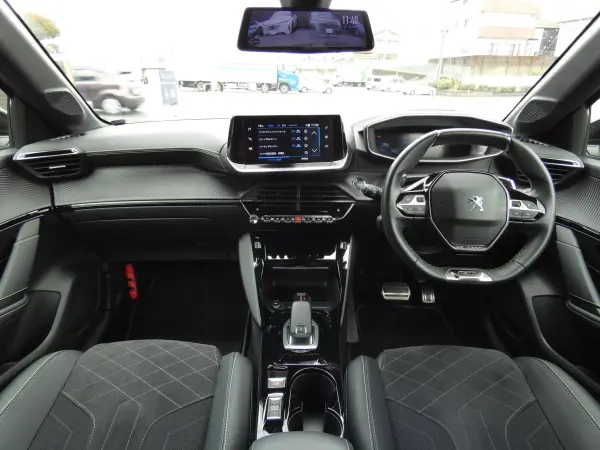 2022 Peugeot 208 — photo 3