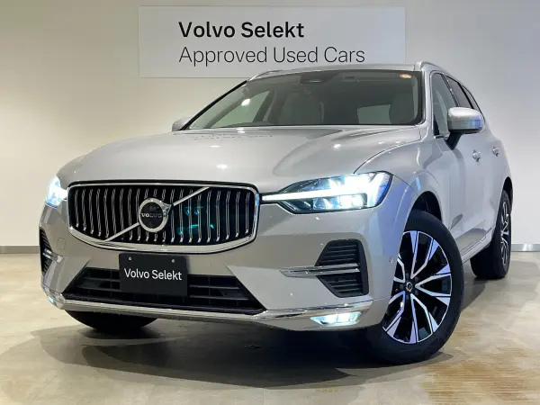 Volvo XC60 Ultimate B5 AWD 4WD Google Navigation Sunroof Harman/Kardon (Silver Dawn Metallic) — photo 8