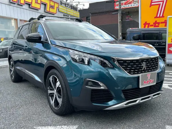 Peugeot 5008 GT Line BlueHDi Diesel Turbo — photo 9
