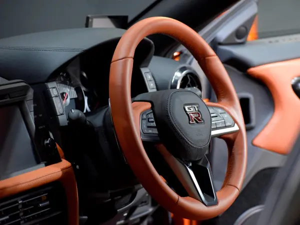 Nissan GT-R 3.8 Premium Edition 4WD — photo 9
