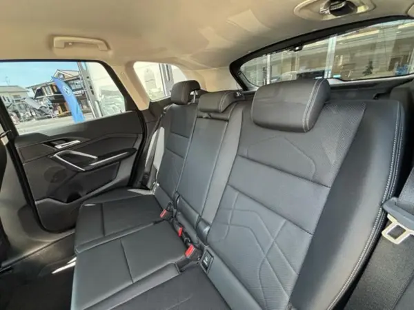 BMW X1 xDrive20i xLine DCT 4WD Certified Used Car One Owner Black Leather Technology Package Around View Monitor Non-Smoking Car (Black Sapphire Metallic) — photo 7