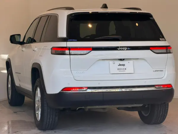 2024 Jeep Grand Cherokee — photo 2