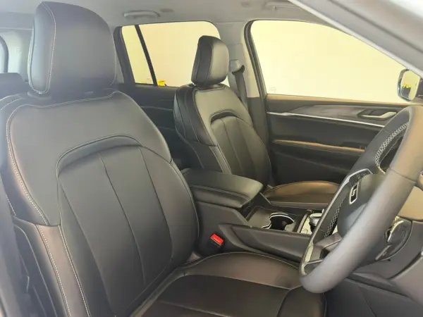 Jeep Grand Cherokee Limited 4WD Leather Seats LED Lights Backup Camera Adaptive Cruise Control Seat Heater & Cooler Steering Heater Genuine Navigation ALPINE Speakers Apple CarPlay Genuine 18-inch AW One Owner Certified Used Car Warranty Included (Bright White Clear Coat) — photo 7