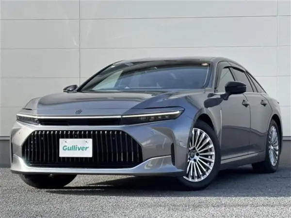 Toyota Crown 2.5 Z Hybrid — photo 9