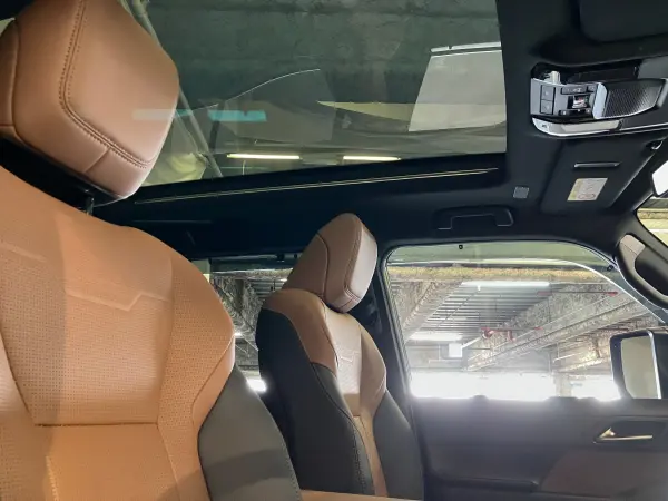 2025 Lexus Gx — photo 2