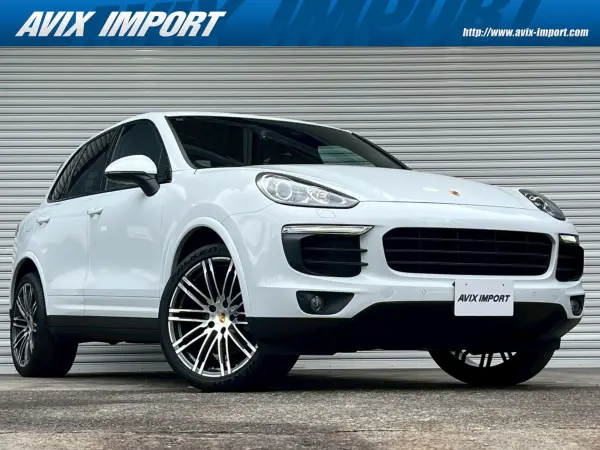 Porsche Cayenne Platinum Edition Tiptronic S 4WD Late Model Black Partial Leather Seat Heater PCM Navigation Backup Camera & PAS Cruise Control BOSE Sound Entry D Power Trunk Bi-Xenon Headlights (PDLS) Genuine 21-Inch Alloy Wheels Non-Smoker (Carrara White Metallic)