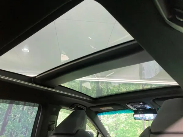 2021 Toyota Harrier — photo 3