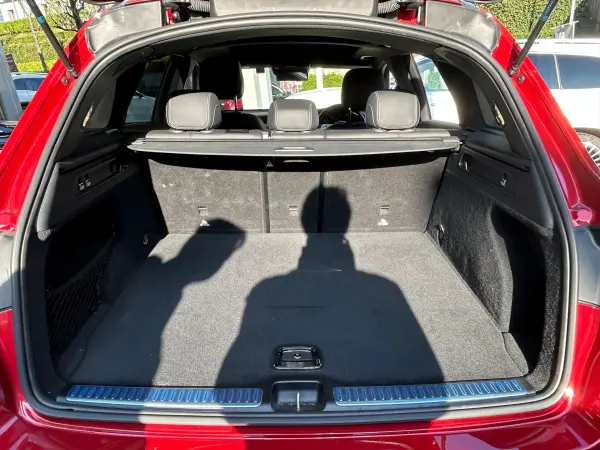 Mercedes-Benz GLC220 d 4MATIC AMG Line Diesel Turbo 4WD AMG Line Certified Used Car Panoramic Sliding Roof (Hyacinth Red) — photo 7